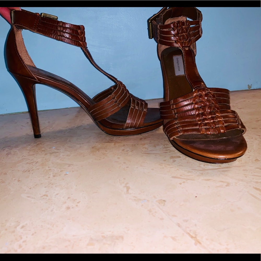 Classiques Entier Brown Rialto Heels